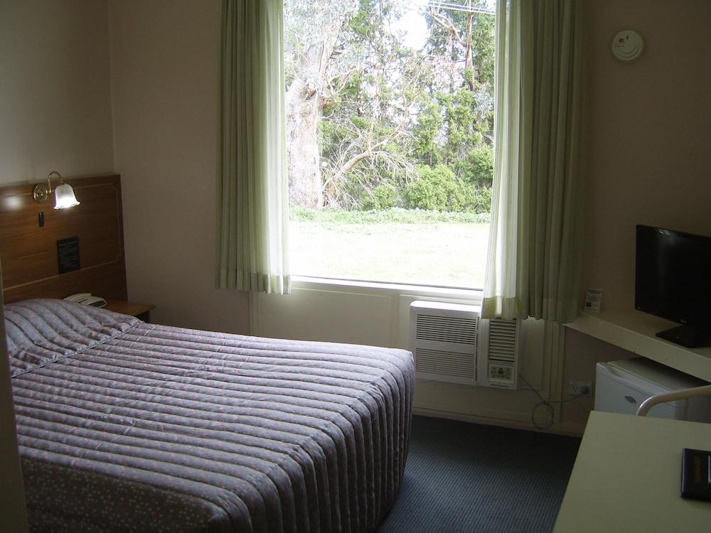Garden Motor Inn Гандагай Екстериор снимка