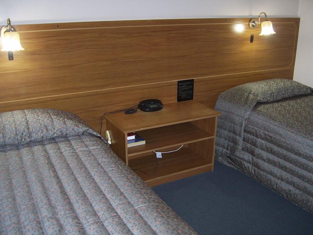 Garden Motor Inn Гандагай Екстериор снимка