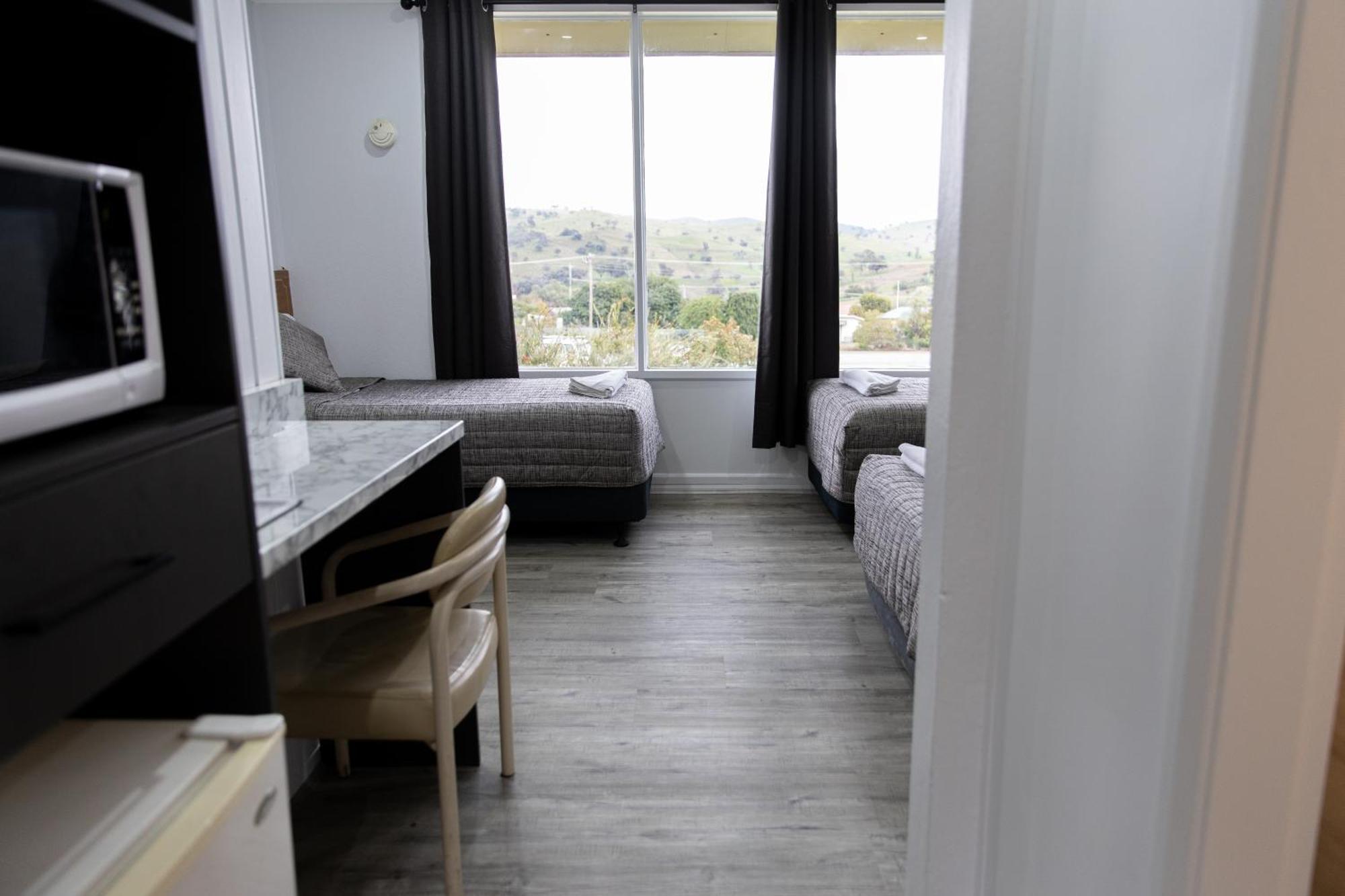 Garden Motor Inn Гандагай Екстериор снимка