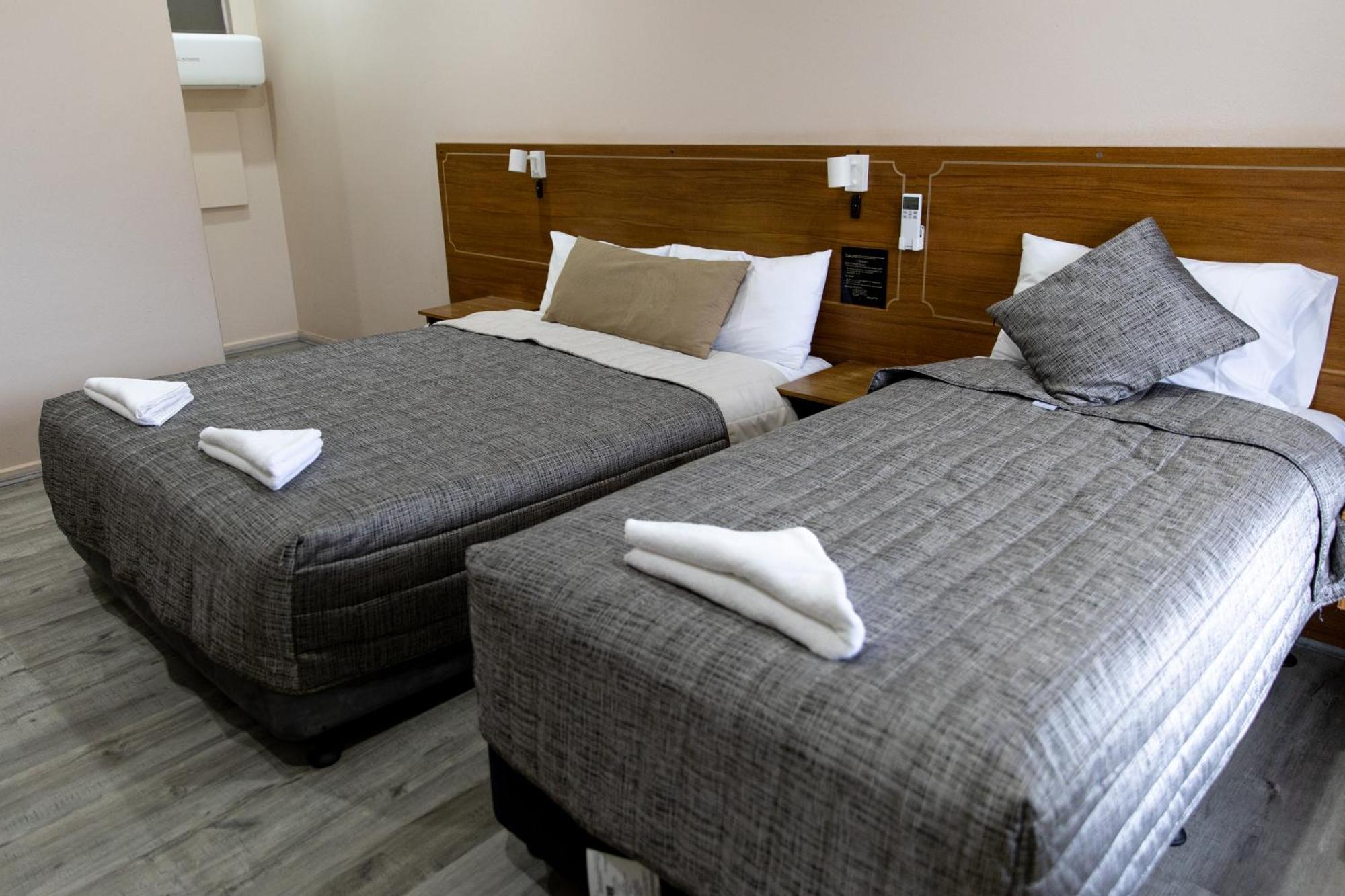 Garden Motor Inn Гандагай Екстериор снимка