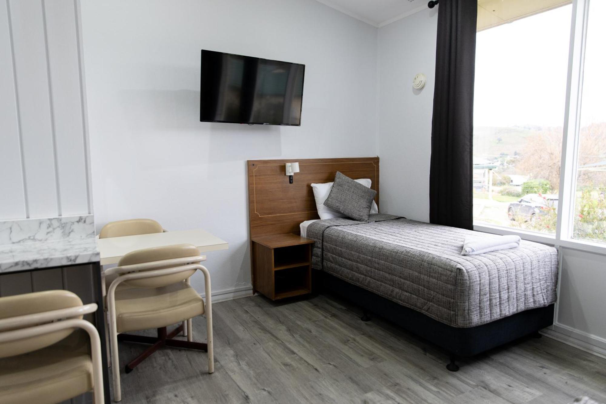 Garden Motor Inn Гандагай Екстериор снимка