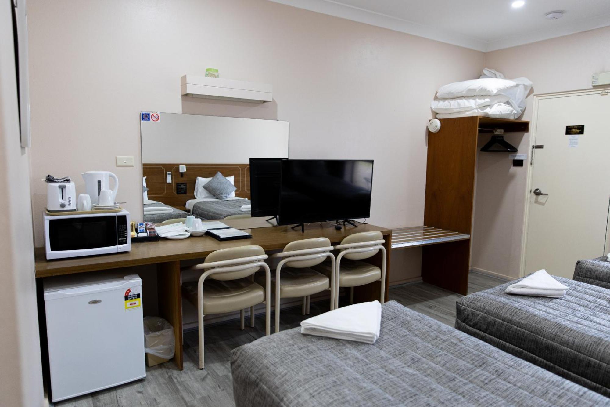 Garden Motor Inn Гандагай Екстериор снимка